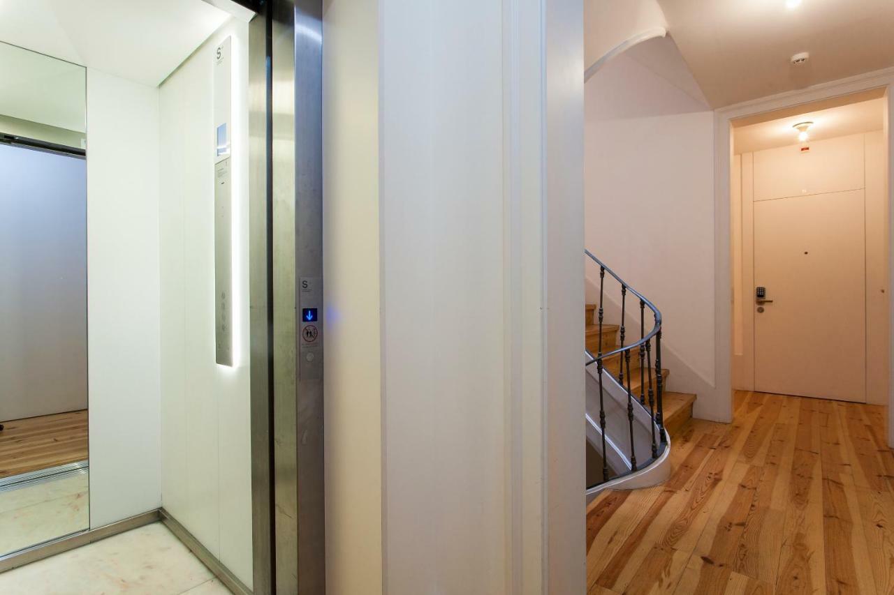 Lisbon Five Stars Apartments Combro 77 Екстериор снимка